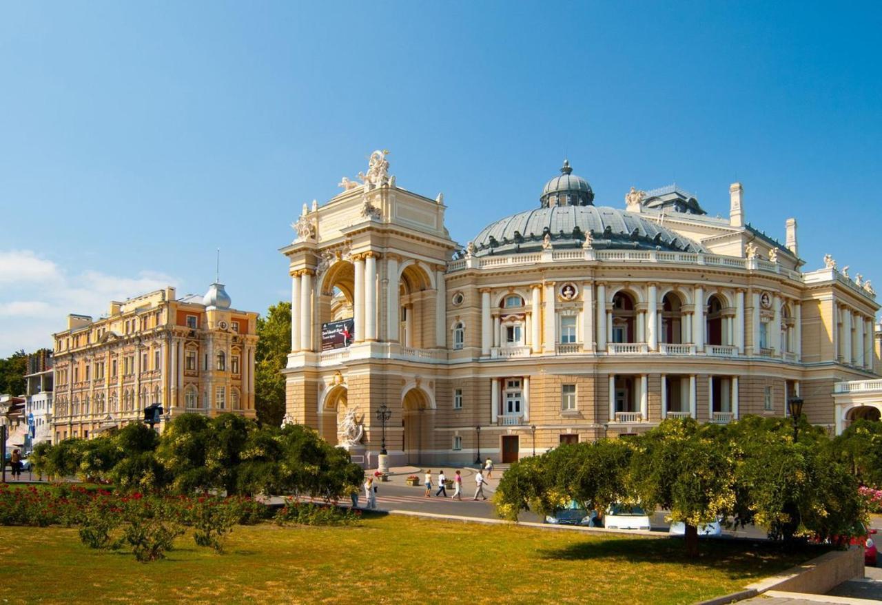Center Of Odessa. Comfortable 2 Rooms Apartment Екстериор снимка